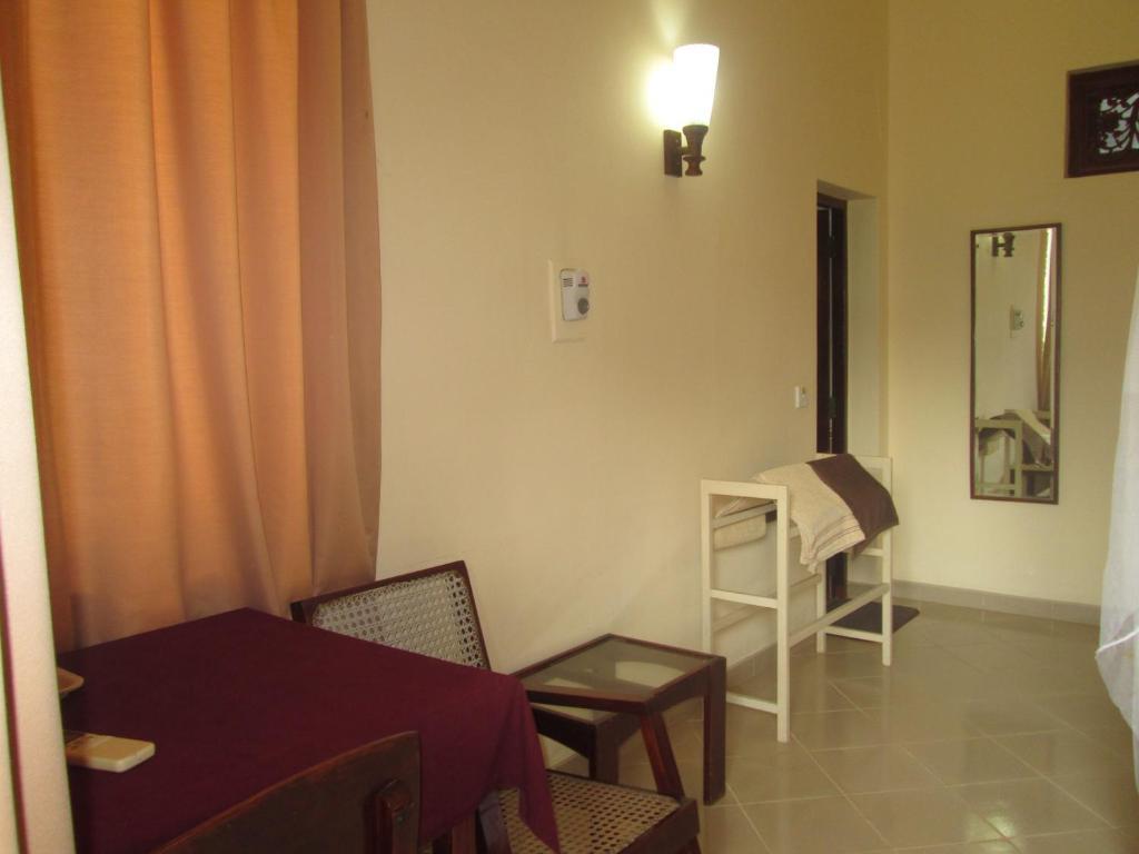 Tandem Guesthouse Hikkaduwa Extérieur photo